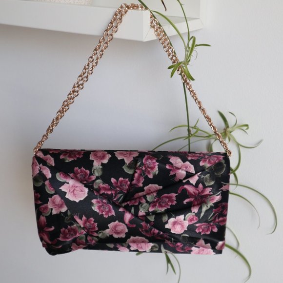 Le Château Bow clutch - Picture 8 of 8